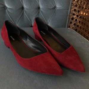 Giorgio Armani deep red pointed toe kitten heels